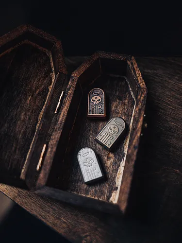 Image of: Tombstone bead